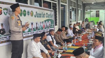 Polisi Bersama Masyarakat, Subuh Keliling dan Jumat Curhat, Kapolres Aceh Tenggara Pererat Silaturahmi dengan Ulama dan Masyarakat